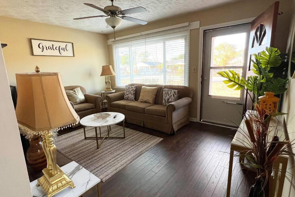 Foundation Paradise Fayetteville Extérieur photo