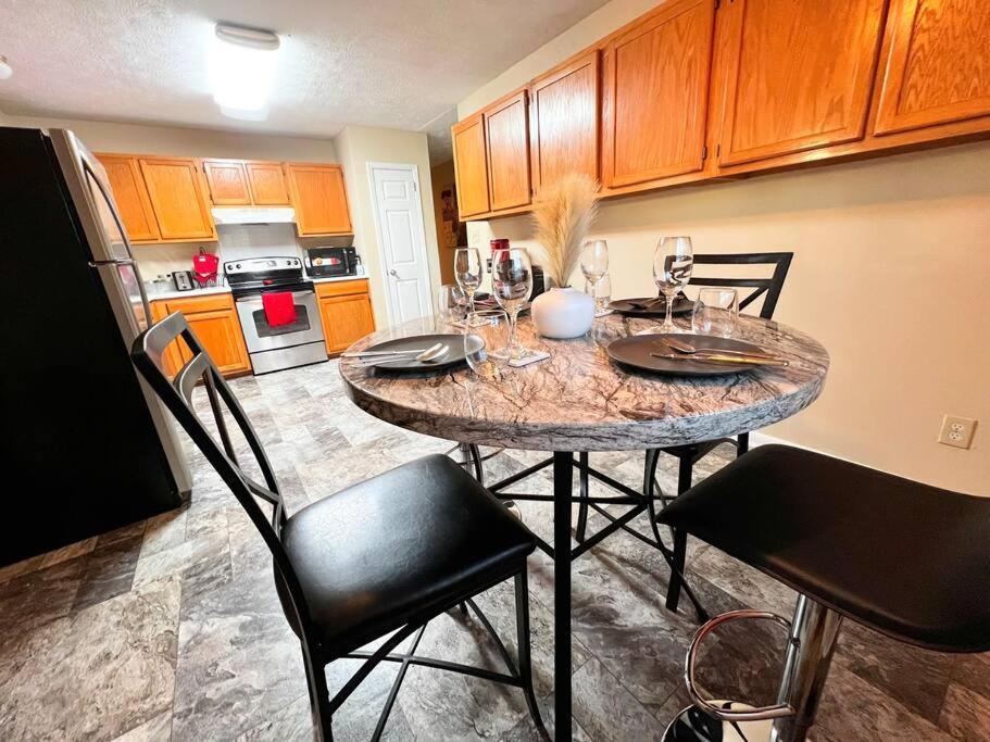 Foundation Paradise Fayetteville Extérieur photo